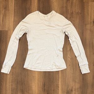 Lululemon Athletica Light Gray Long Sleeve Tee